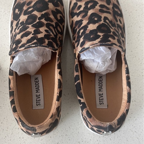 Steve Madden Slip Ons - Picture 4 of 4